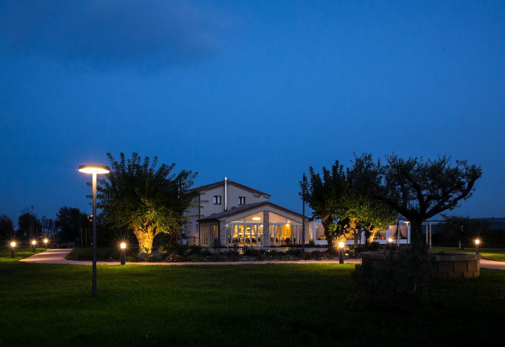 Locanda Borgognina Lucrezia Exterior photo