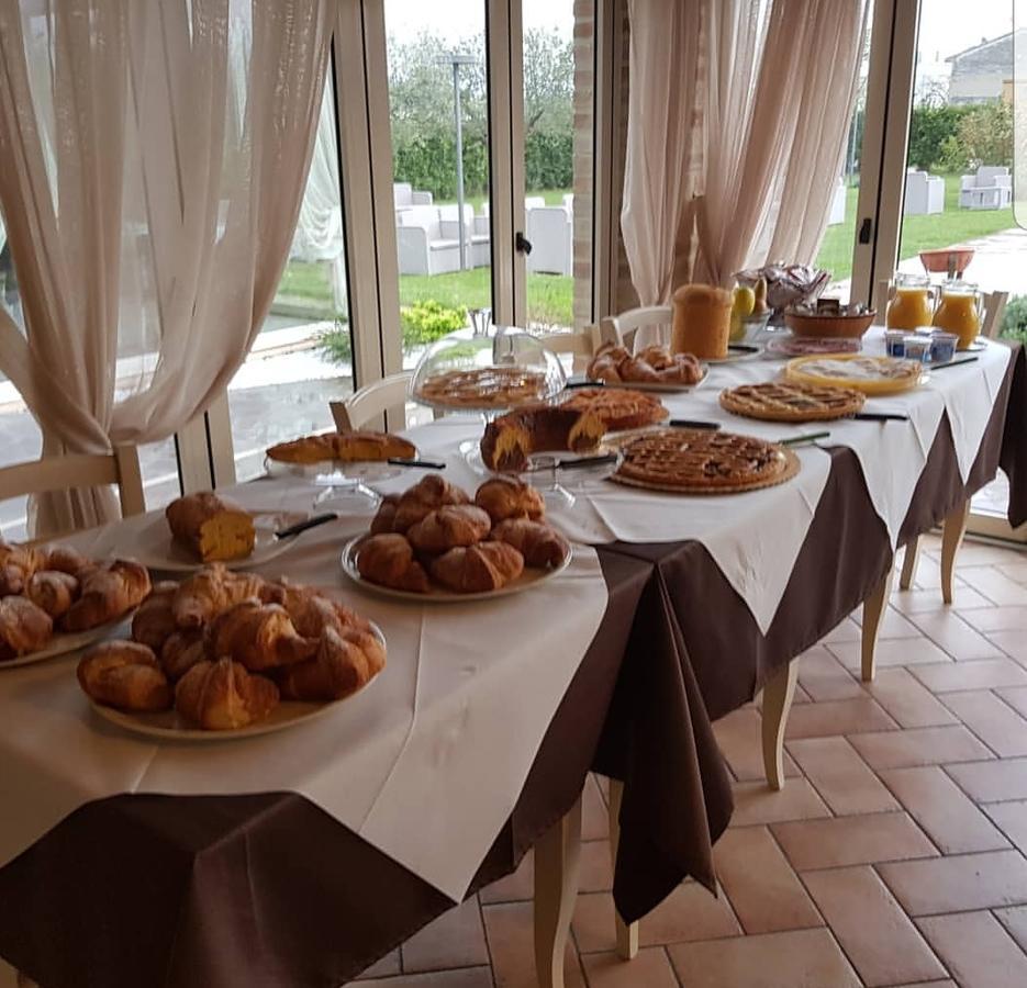 Locanda Borgognina Lucrezia Exterior photo