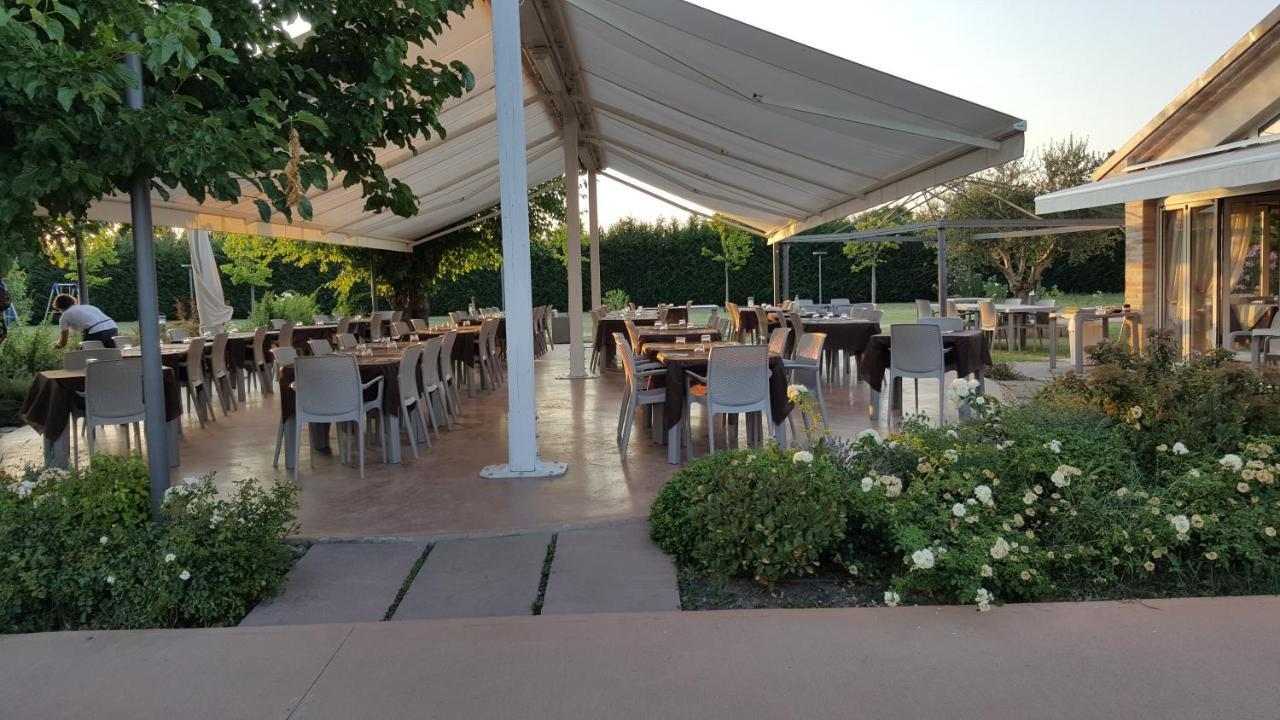Locanda Borgognina Lucrezia Exterior photo