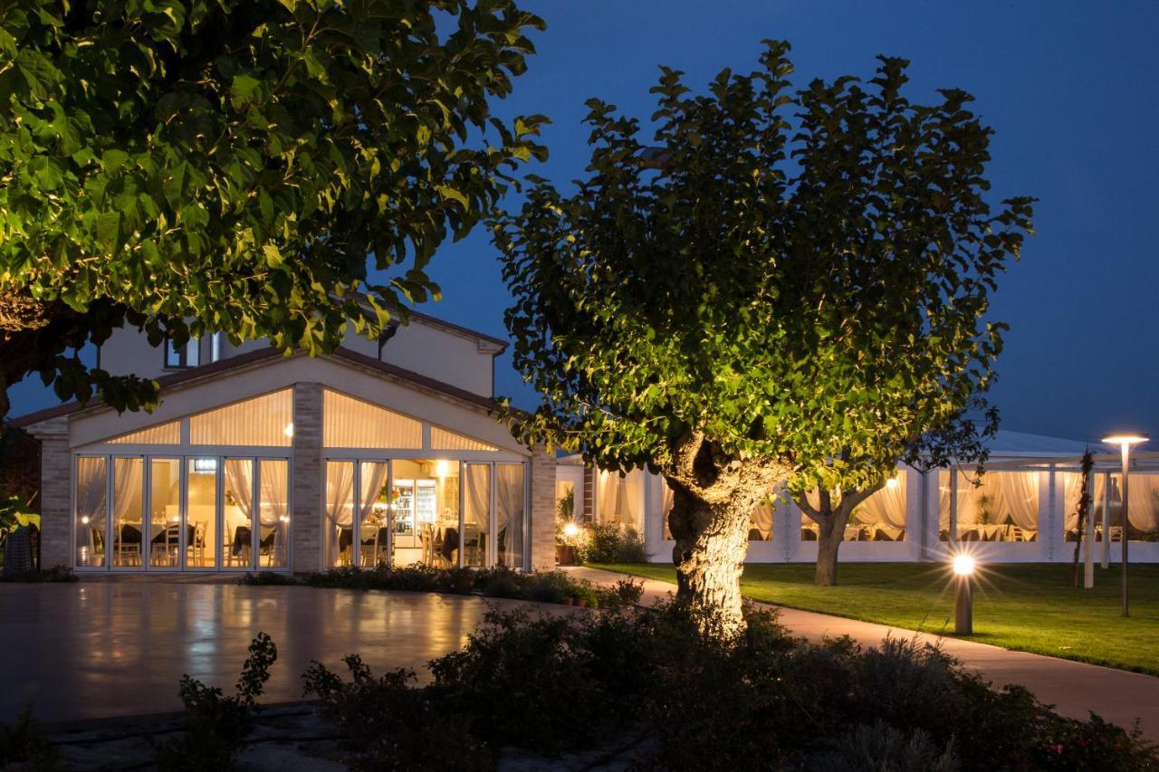 Locanda Borgognina Lucrezia Exterior photo