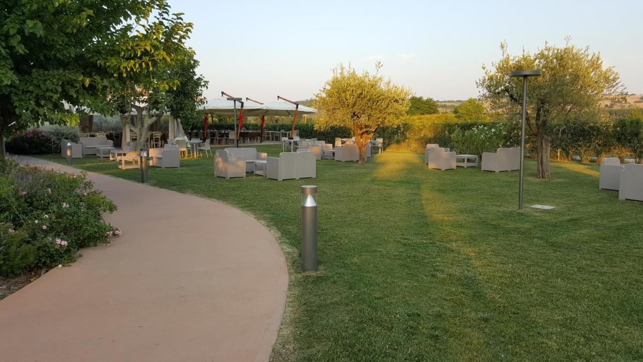 Locanda Borgognina Lucrezia Exterior photo